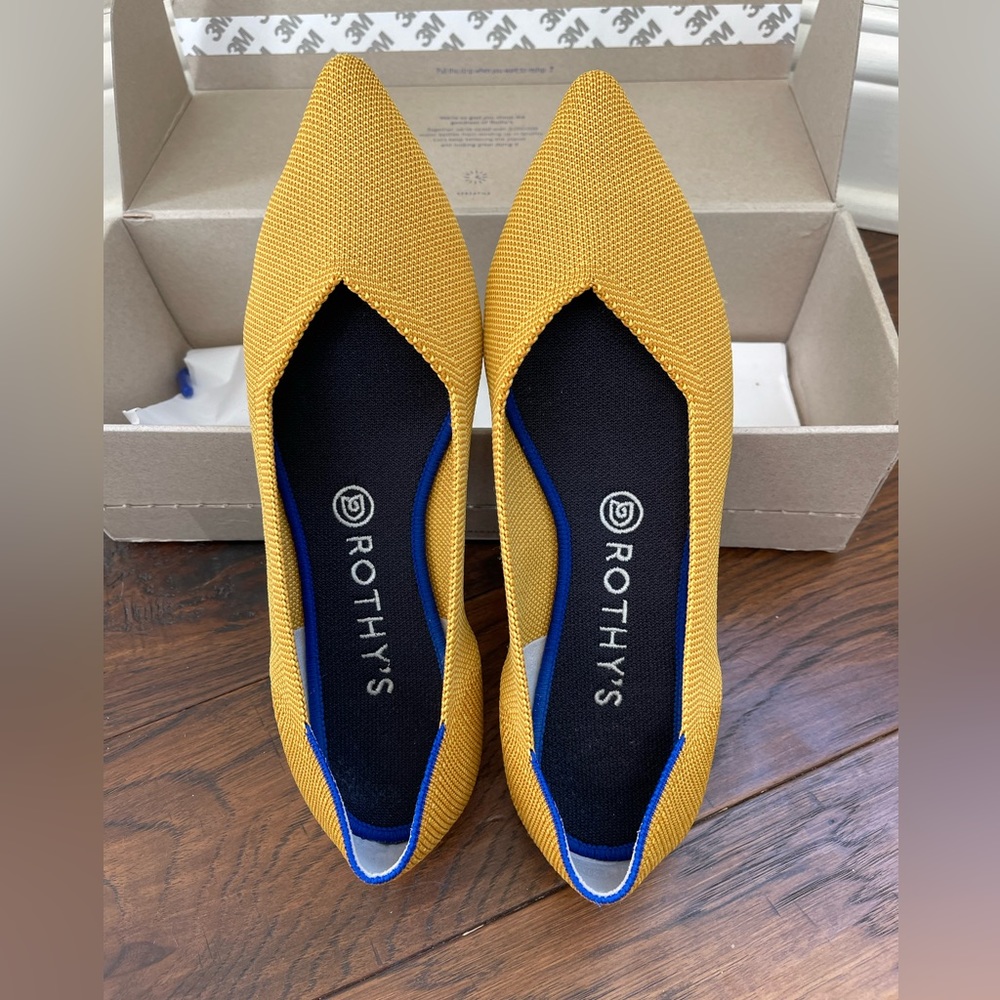 Rothy’s Point - Marigold - Size 9.5 (excellent condition)
